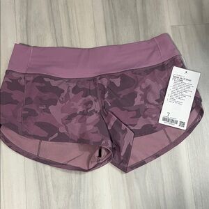 NWT Lululemon Athletica speed up shorts 2.5 inch